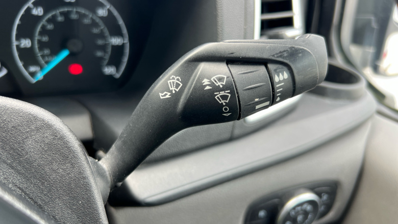 Ford Transit Custom 300 L1 Diesel Fwd 2.0 EcoBlue 130ps Low Roof Limited Van